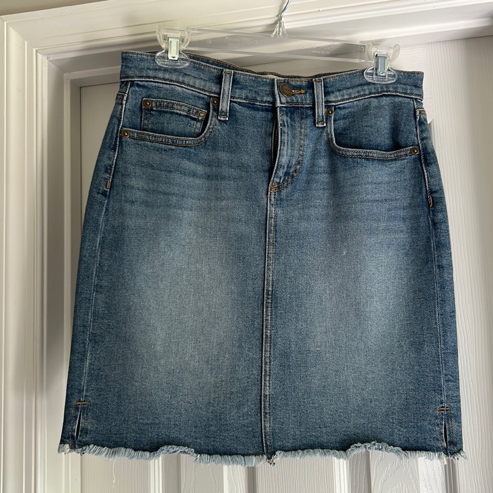 Loft Outlet Jean Skirt never worn!